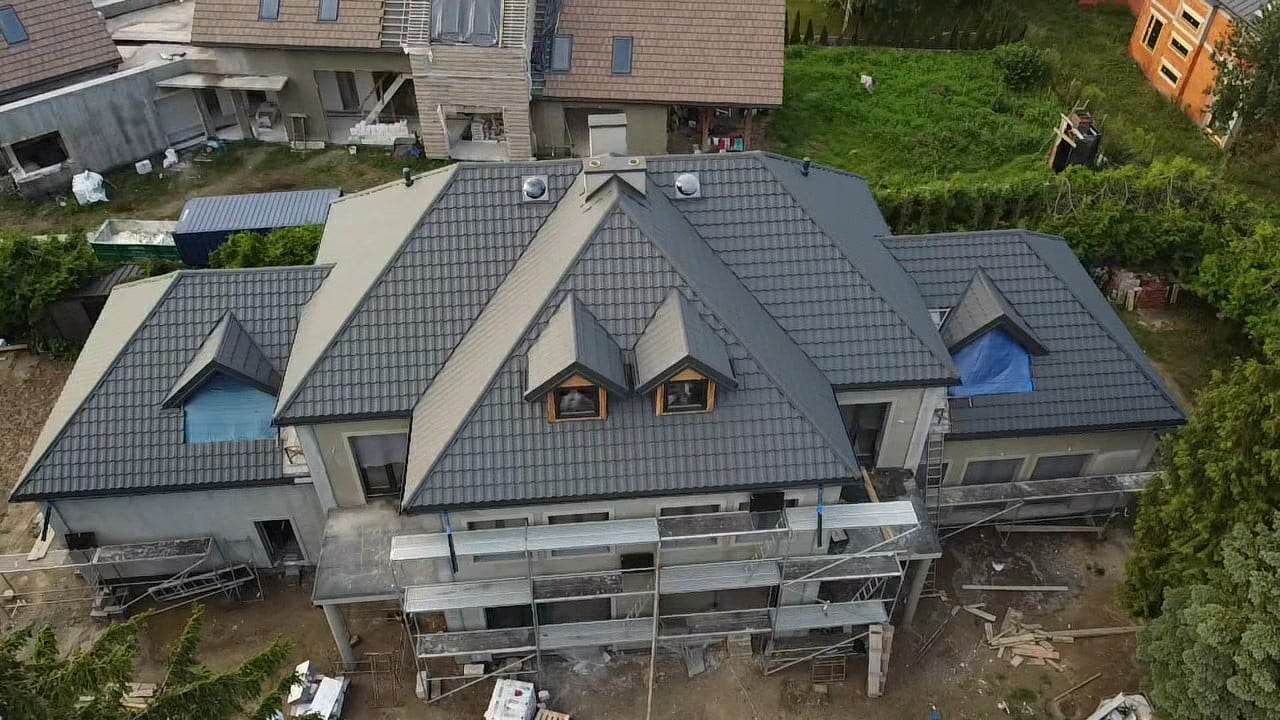 Jakie pokrycia dachowe wybrać do swojego domu?